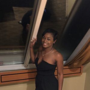 Meet your Posher, Kimberly